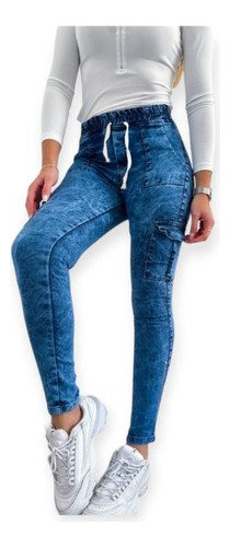 Calza Estilo Jeans Con Bolsillos De Costado Tipo Cargo 