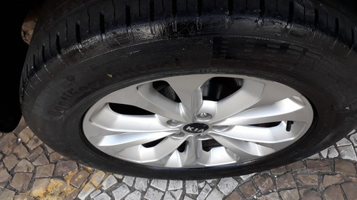 Kia Sorento 2.4 Ex 5l 4x2 Aut. 5p