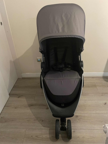 Coche Britax B Lively Travel System 2022