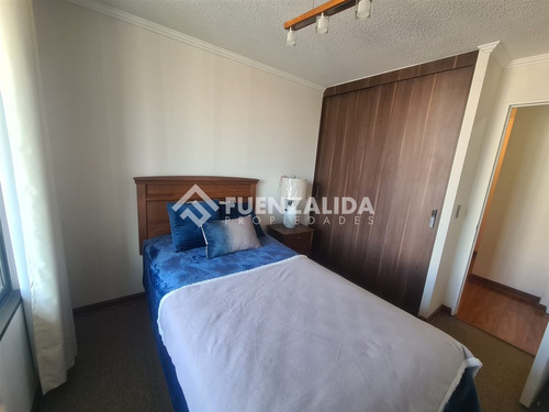 Departamento En Venta De 3 Dorm. En Cerrillos