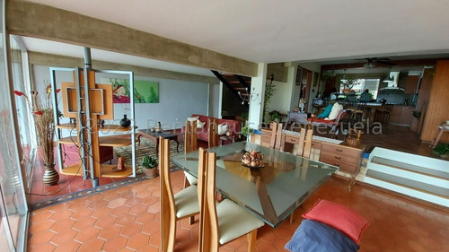 Imagen 3 de 23 de Lmgc Alquila Casa Con Vista 360 De Caracas Y El Avila En El Cafetal Cod: 22-25030