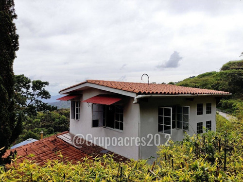 Se Vende De Casa En La Urbanizacion Colinas De Pasatiempo San Antonio De Los Altos Rz