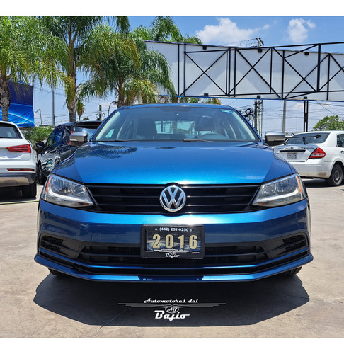Volkswagen Jetta 2.0 L4 At