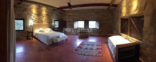 Imagen 19 de 24 de Importante Casa En Chacra Ubicada En Rincon Del Indio