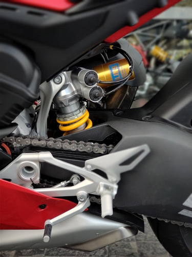 Imagen 21 de 25 de Ducati Panigale V4s - No Bmw S1000rr, No Panigale V4! Gf