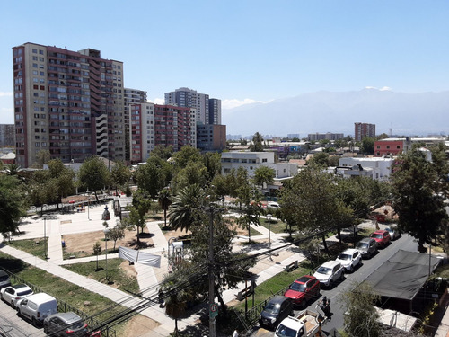 Se Vende 2 Oficinas/consulta Medica, Cdte Whiteside Con La M