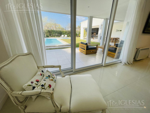 Imagen 19 de 30 de Casa En Alquiler - Las Caletas