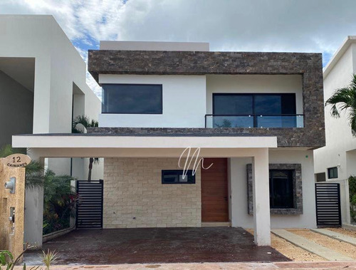 Casa En Venta En Lagos Del Sol, En Cancun