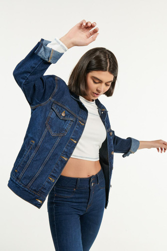 Chaqueta Oversize Azul Oscura En Jean Con Botones Metálicos