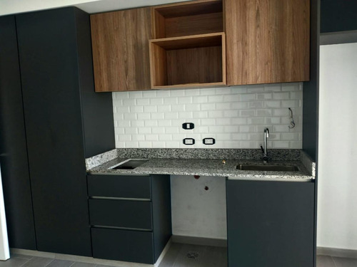 Imagen 3 de 8 de Monoambiente Divisible En Venta - Olivos