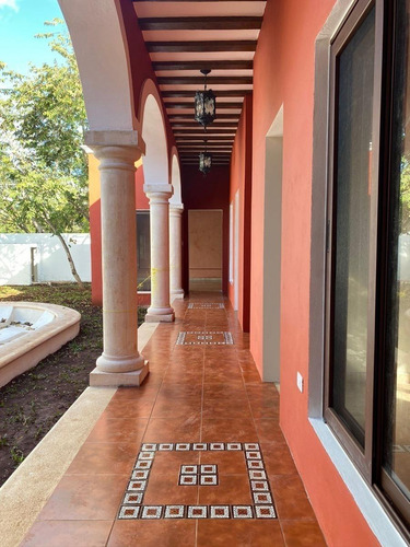 Casa En Venta En Valladolid, Privada Fincas Los Álamos, Modelo Sisal, A 12 Meses.