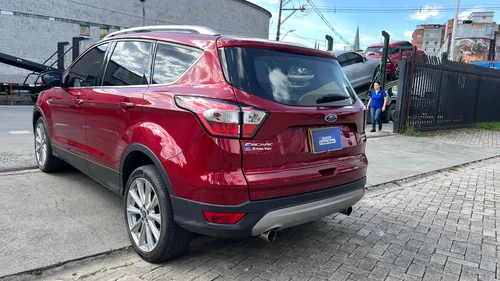 Ford Escape 2.0 titanium 4x2