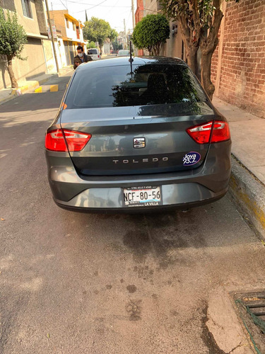 Imagen 8 de 9 de Seat Toledo 2018 1.4 Style Dsg