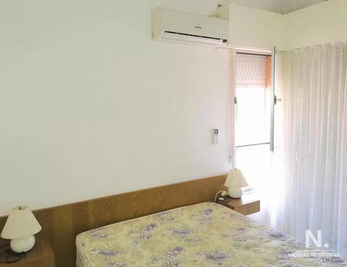 Alquiler En Mansa, 3 Dormitorios Yen Edificio La Loma