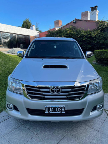 Toyota Hilux 3.0 Cd Srv Cuero 171cv 4x2 - E4 2014