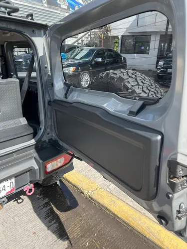 Suzuki Jimny 1.5 Glx At