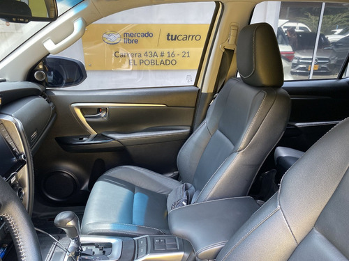 Toyota Fortuner 2.4 Srv Diesel 4x2 2022