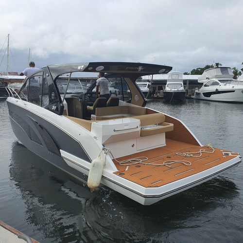 Lancha Triton Flyer 38 Ht || Zero ||