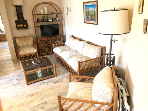 Imagen 4 de 17 de Apartamento En Alquiler 3dormitorios , Mansa, Frente Al Mar, Punta Del Este