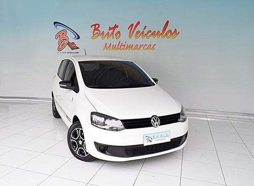 Volkswagen Fox 1.0 Mi Seleção 8v Flex 4p Manual 2014