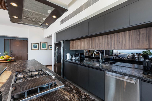 Departamento En Venta En Colonia Zona Hotelera Norte, Puerto Vallarta, Jalisco