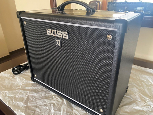 Amplificador Para Guitarra Boss Katana-50 Mk1