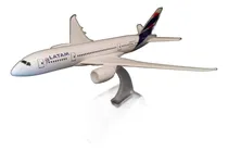Comprar Avión A Escala Boeing 787. Latam. Escala 1:400