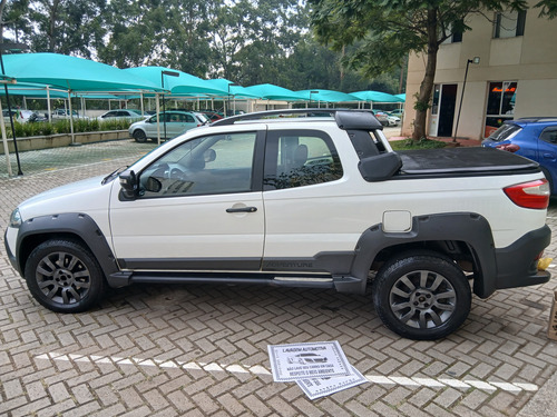 Fiat Strada 1.8 16v Adventure Cab. Dupla Flex 3p