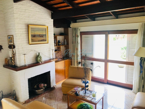 Casa Ph En Aidy Grill, De 3 Dor Mas Dependencia. A 400 M Del Mar, Consulte!!!!!!- Ref: 6059
