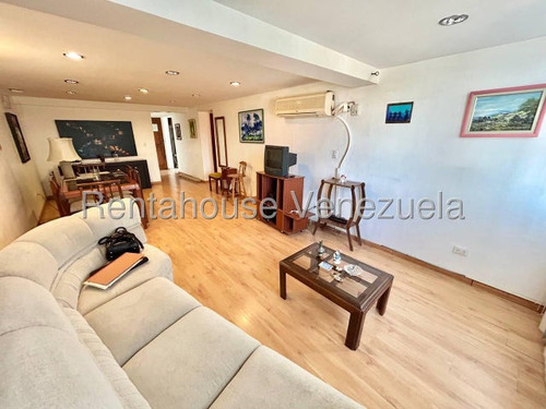 Daniela Linarez Vende Apartamentos Encantador En Exclusiva Urbanizacion Del Este De Barquisimeto En Piso Bajo Con 95m2 En Optimas Condiciones Con Facil Acceso A Comercios Importantes