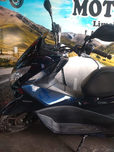 Imagem 5 de 9 de Pcx 150 Dlx