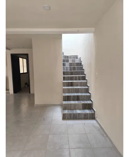 Casa De 3 Recamaras Un Balcon, Modelo Sirconia, En Col Exquitlan