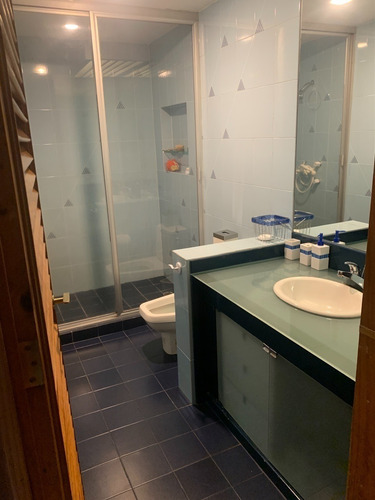 Imagen 22 de 30 de Casa Para Inversión En Bosques De Las Lomas