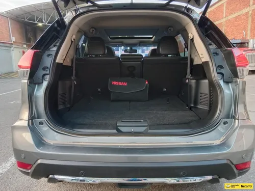 Nissan X-Trail Exclusive 2.5cc TP AA 4X4
