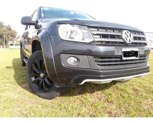 Imagen 1 de 8 de Amarok Dark Label Integral Automática 2015