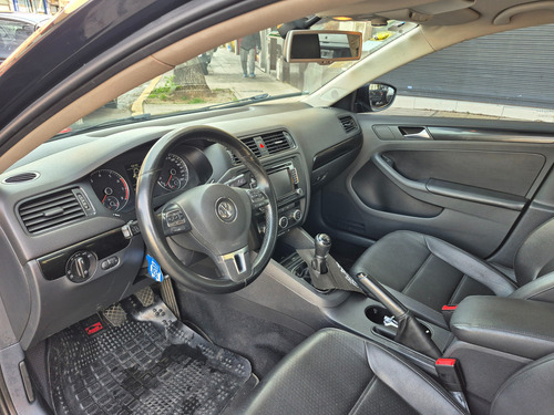 Volkswagen Vento 2.5 Luxury 170cv