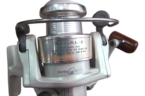 Molinete Daiwa Regal Z 1500t Twist Buster Vintage Na Caixa