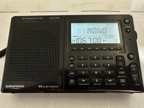 Rádio Receptor Grundig G3 Globe Traveler Am Fm Ssb Leia Desc (Usado)