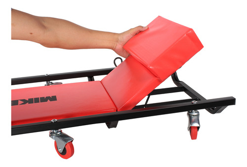 Cama Acolchonada Con Respaldo 3 Posiciones Y 6 Ruedas Girato
