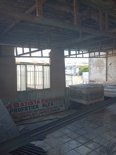 Terreno Com Duas Casas E Duas Lojas