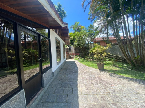 Imagem 2 de 30 de Casa Com 3 Quartos Sendo 1 Suíte, 1.125 M² De Terreno Em Condomínio No Comary - Teresópolis/rj. - Ca01989 - 70590550