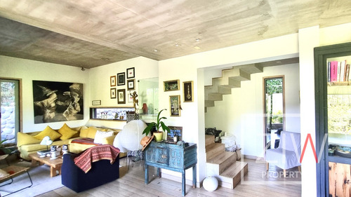 Casa 4 Dorm, 4 B, 3 Est., El Arrayan - Ziw Property
