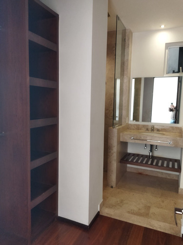 Imagen 27 de 30 de Penthouse En Renta Av De Los Poetas $59,000