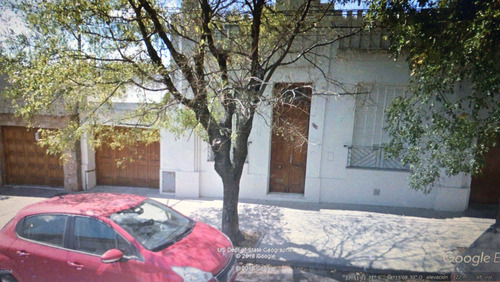 Venta Casa 3 Dormitorios Balcarce Con Cochera