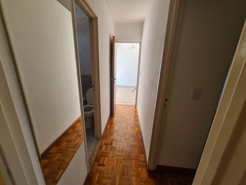 Departamento Al Frente. Alquiler. 2 Balcones. Parrillero Exclusivo. Pichincha
