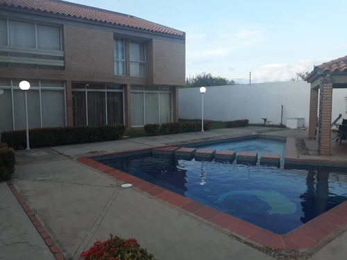 Imagen 17 de 19 de Lindo Townhouse En Alquiler Urb.maneiro Solo 4 Townhouses