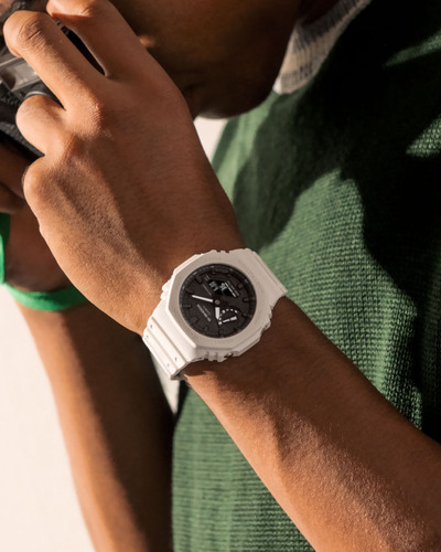Imagen 5 de 6 de Reloj Casio G-shock Youth Blanco Casio Ga-2100-7acr