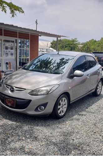 Mazda 2 Modelo 2015