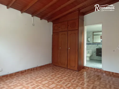Casa En Arriendo En San Joaquín. Cod A11645