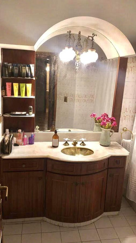 Casa 5 Ambientes Con Pileta - Banfield Este